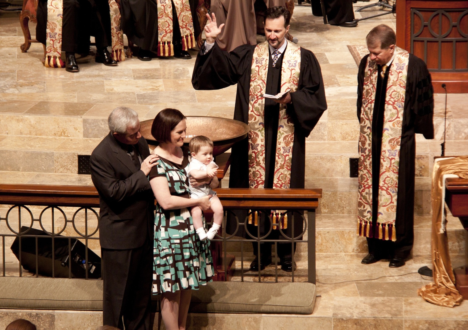 Rob Renfroe blessing Drew at his baptism