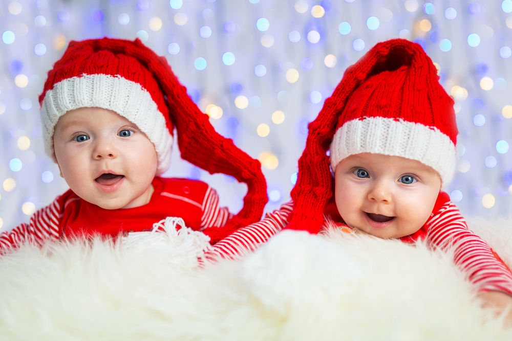 santa-twins